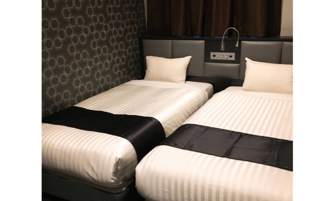 Hakataekihigashi Hotel | Limited number of rooms Cheapest plan 4 minutes w/Fukuoka Fukuoka