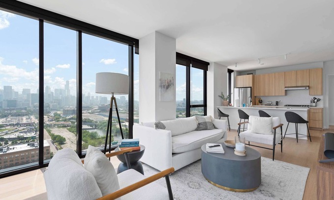 River North Apartment | Lincoln Park Haven: Balcony, Walk to Whole Foods