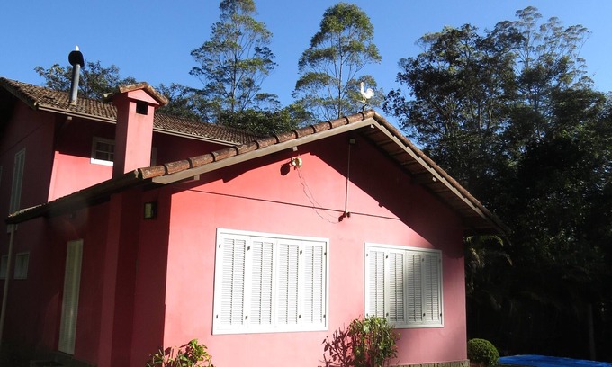 Nova Friburgo Cottage | Linda Casa em Mury, com Riacho e Lareira