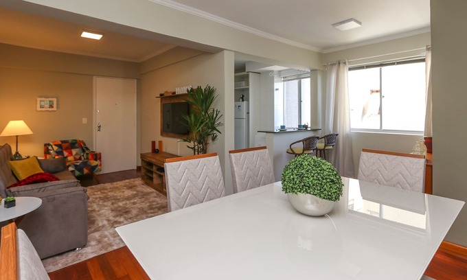 Bigorrilho Apartment | Lindo Apartamento - Parque Barigui - MLN001