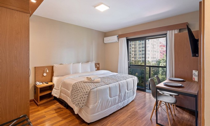 Jardins Apartment | LineUP Executive Gardens