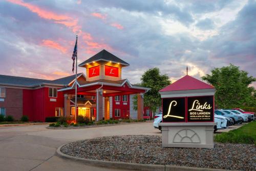 Pella Hotel | Links Bos Landen Hotel & Spa of Pella, Trademark by Wyndham