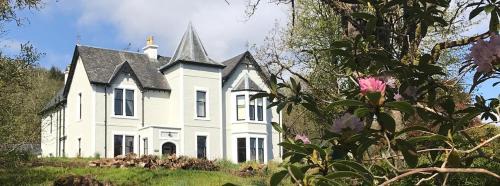 Tobermory House | Linndhu House