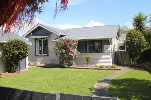 Palmerston North House | Linton Cottage