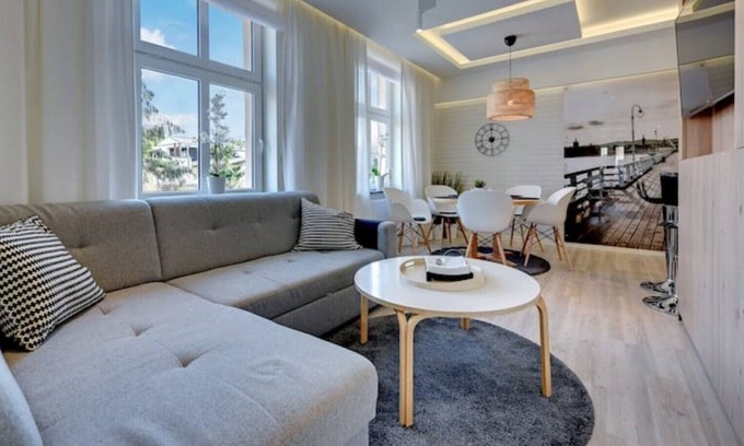 Karlikowo Apartment | Lion Apartments - NEMO Deluxe by the beach