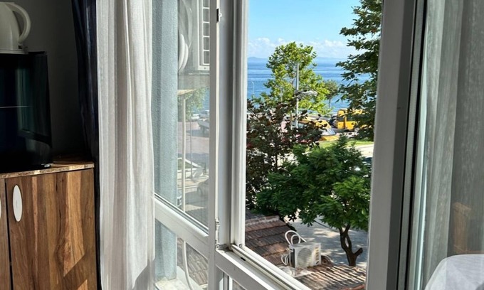 Cinarcik Hotel | Lion Boutique Hotel