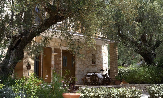 Zakynthos Cottage | Lioriza Country Houses - Rosemary Cottage