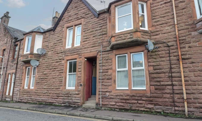 Crieff Cottage | LISMORE, pet friendly in Crieff