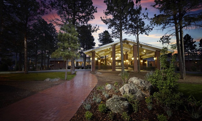 Flagstaff Hotel | Little America Flagstaff
