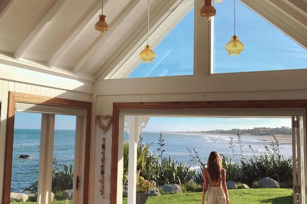 New Plymouth House | Little Church Bay