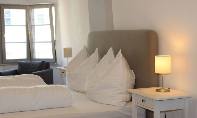 Innsbruck City Centre Apartment | Little City Center Golden Roof