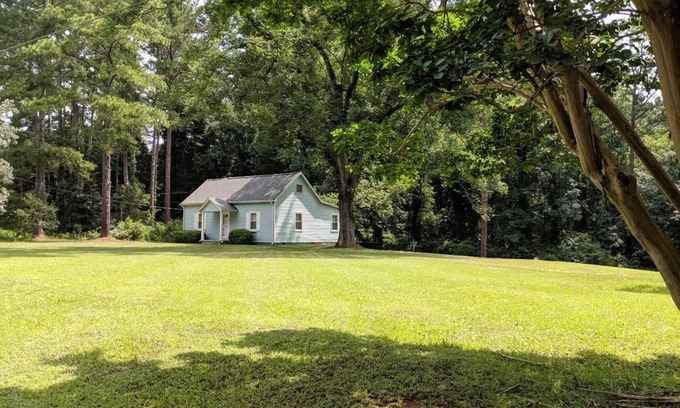 Newnan House | Little cottage in the country. 10 minutes from downtown Newnan.