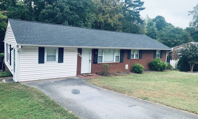 Kernersville House | Little Granny's House - 3 Bedroom, 1 Bath