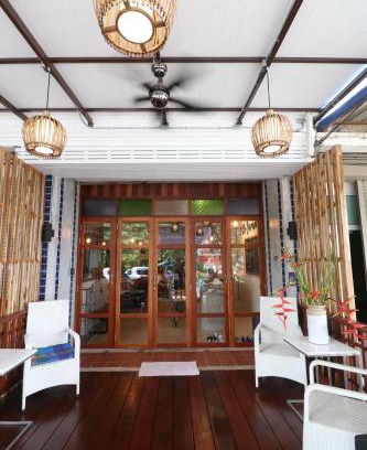 Phitsanulok House | Little Jasmine by the River