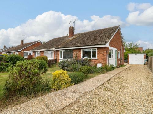 Dersingham House | Little Lodge