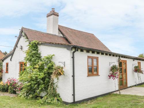 Clows Top House | Little Pound House