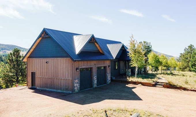 Cripple Creek House | Little Topsey Modern Mountain Cabin - Custom Home - Hot Tub - Mountain Views