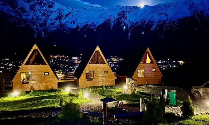 Stepantsminda House | Little Wood House Gergeti