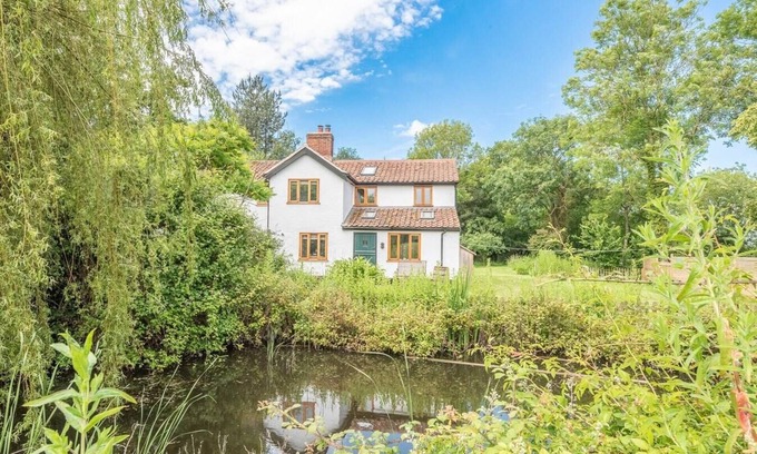 Eye House | Litttle Swattesfield, Thornham Magna