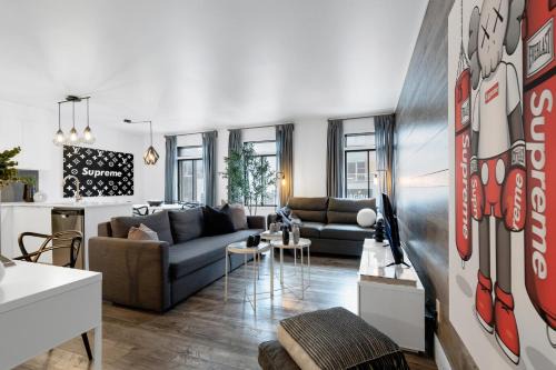 Plateau Mont Royal Apartment | LiV MTL Urban