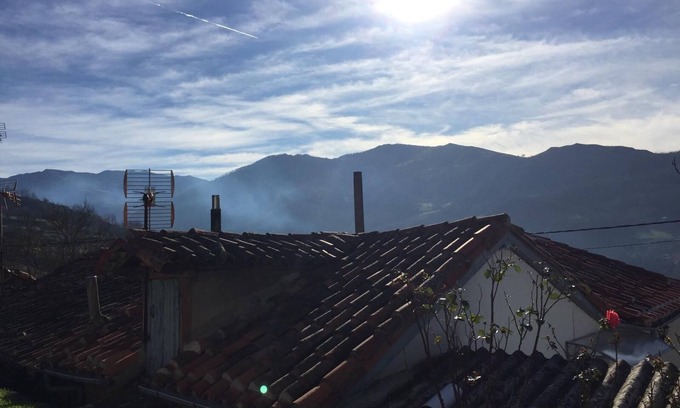 Salas Municipality House | Live Asturias in a village house, typical attic