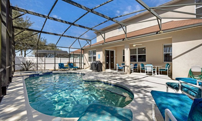 Windwood Bay House | Live Your Dream: 2025 Florida Vacation Homes That Captivate!