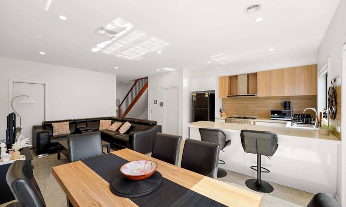Clyde North House | Lively Living in Clyde North