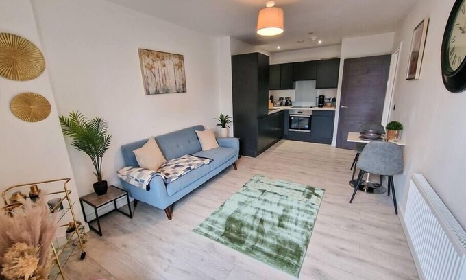 Baltic Triangle Apartment | Liverpool City Centre Flat by City SuperHost
