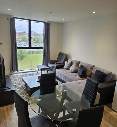 Vauxhall Apartment | Liverpool modern family living