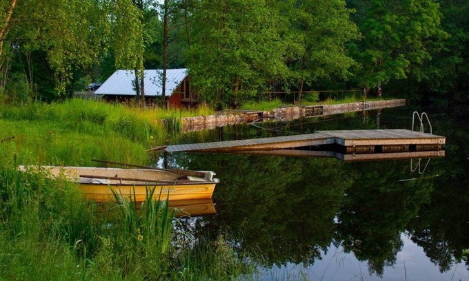 Alingsas House | Living and fishing in wonderful nature!