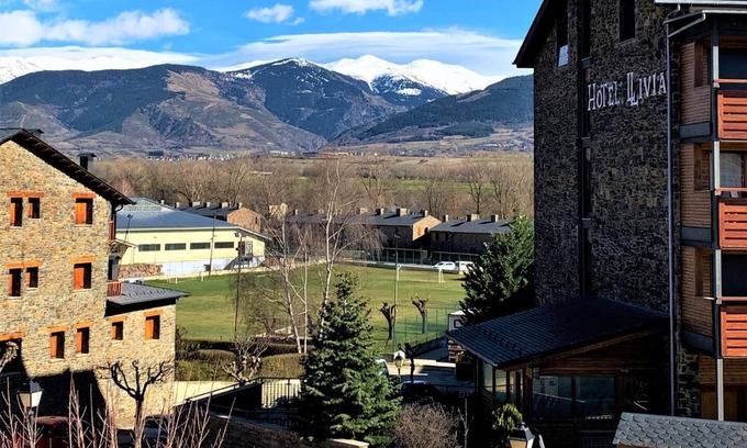 Llivia Apartment | Llivia XI - One Bedroom Apartment, Sleeps 4