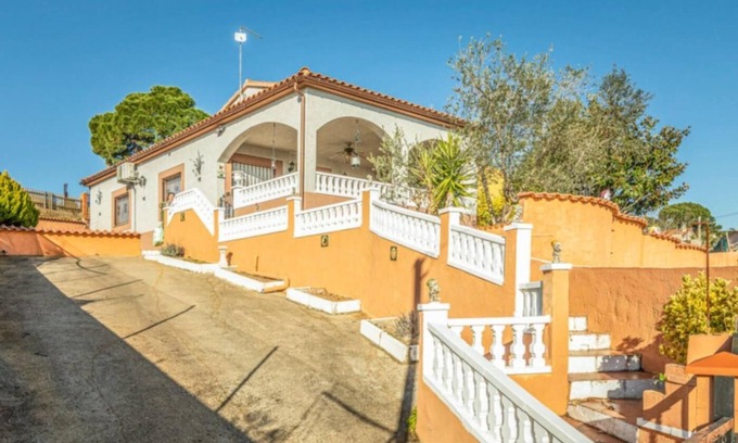Macanet de la Selva Villa | Lloret Holiday Rentals Villa Olombel