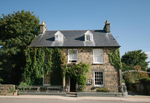Newport Hotel | Llys Meddyg