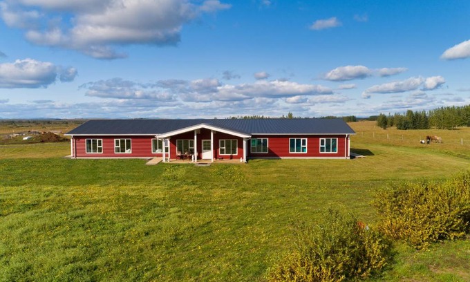 Rangarþing ytra House | Loa's Nest