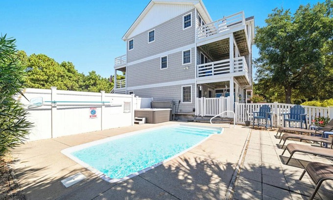 Duck House | Loafing Around In Duck | 1250 ft from the beach | Private Pool, Hot Tub | Duck