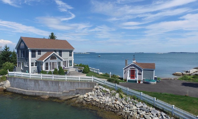 Spruce Head House | Lobster Bill - Spruce Head Island, USA