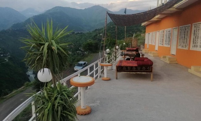 Azad Kashmir Resort | Located in Muzaffarabad, Sky Resort AJK Pattika has a Iconic View Garden,terrace