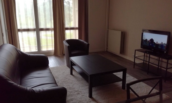 Bellevue Apartment | Located on the outskirts of Brest Center (3km from the train station, and from the center of Jaurès ,,,,,,,,)