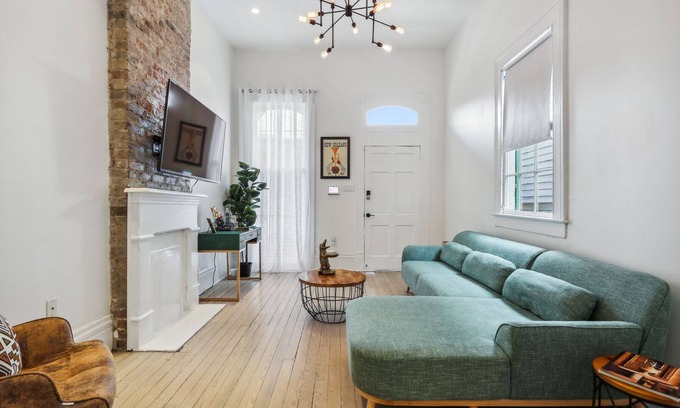 Esplanade Ridge House | LOCATION! Close to Downtown, French Quarter, Treme & Mid-City