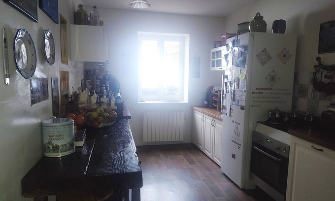 Dompierre-les-Ormes House | Location des Chambres Dans une Maison de Village