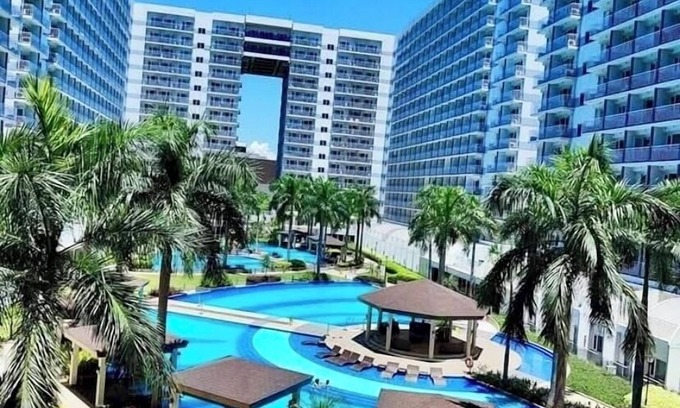 Barangay 76 Condo | Location perfect staycation with Netflix Near MOA