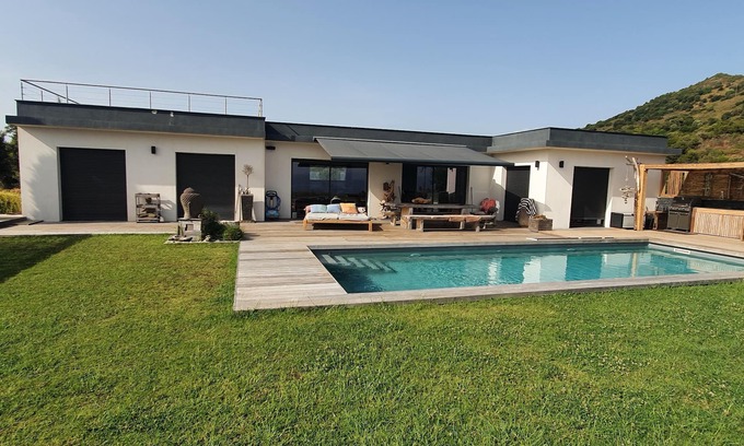 Alata Villa | Location Villa sur les Hauteurs D'ajaccio à 5 Minutes de la Ville