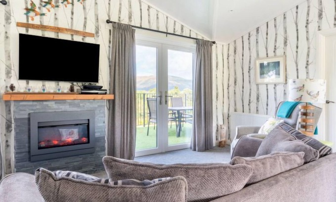 Kinross House | Loch Leven Lodge 16 Robin's Nest by Interhome