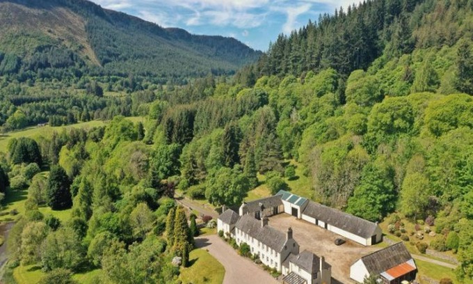 Invermoriston House | Loch Ness Granary by Interhome