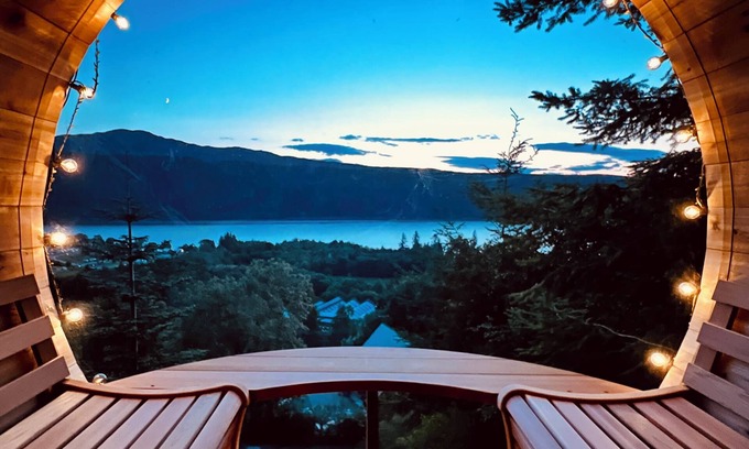Foyers House | Lochnagar: luxury Loch Ness lodge, hot tub & sauna