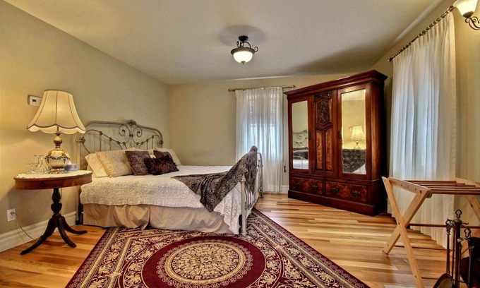 North Dundas Cabin | Lodge ∙ 1 bedroom ∙ 2 guests