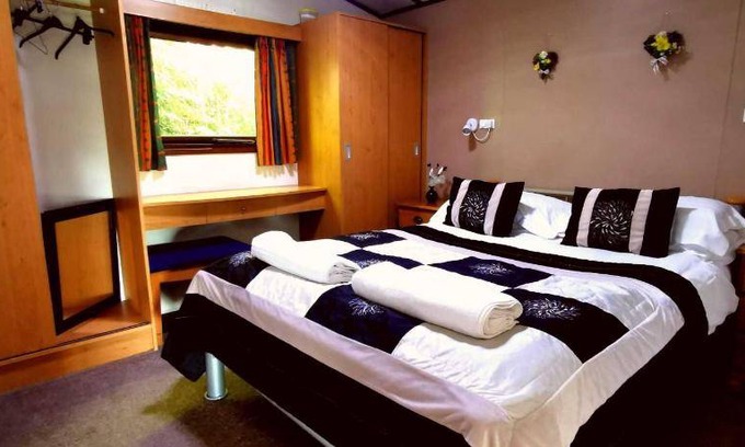 Checkley Cabin | Lodge ∙ 3 bedrooms ∙ 10 guests