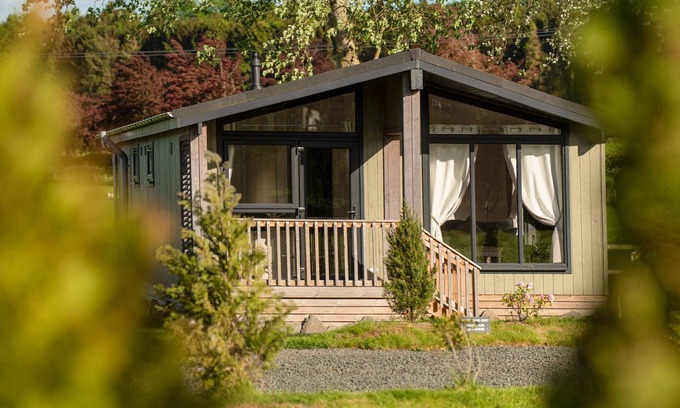 Errol Cottage | LODGE 3 - RAIT, romantic, character holiday cottage in Errol