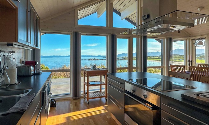 Vagan Cabin | Lofoten Links Lodges