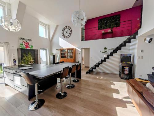 Courcy Villa | Loft en Champagne proche Reims
